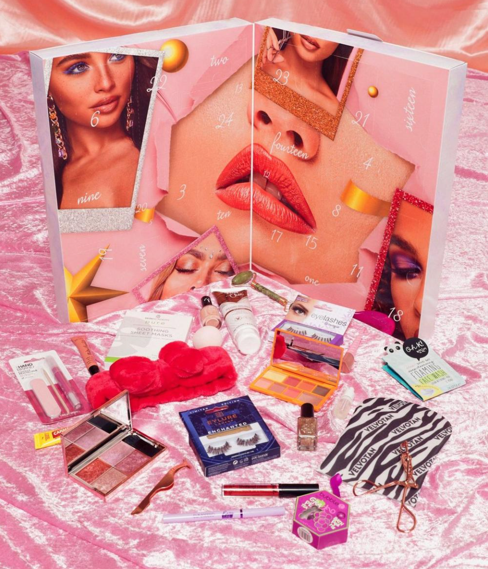Boohoo beauty advent calendar 2020