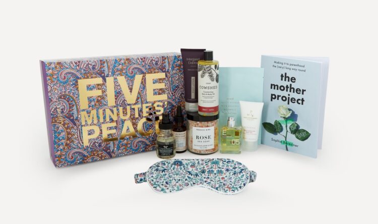 Liberty Five Minutes Peace Beauty Kit 2021