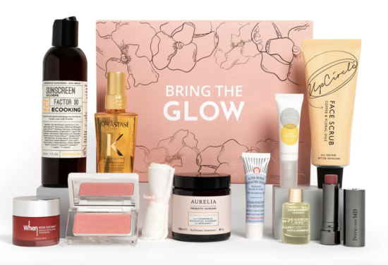 Feel Unique Spring Glow Beauty Box 2021