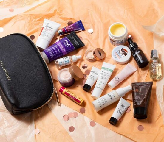 Feel Unique Sweet 16 Beauty Bag GWP