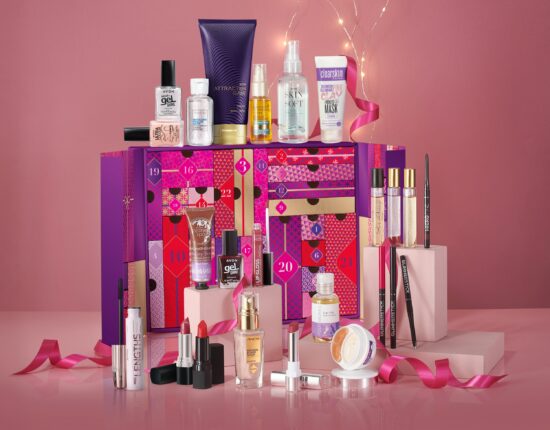 Avon Beauty Advent Calendars 2022 – Available Now!