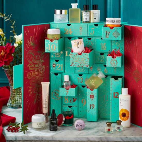 Fortnum & Mason Beauty Advent Calendar 2022 – Available Now!