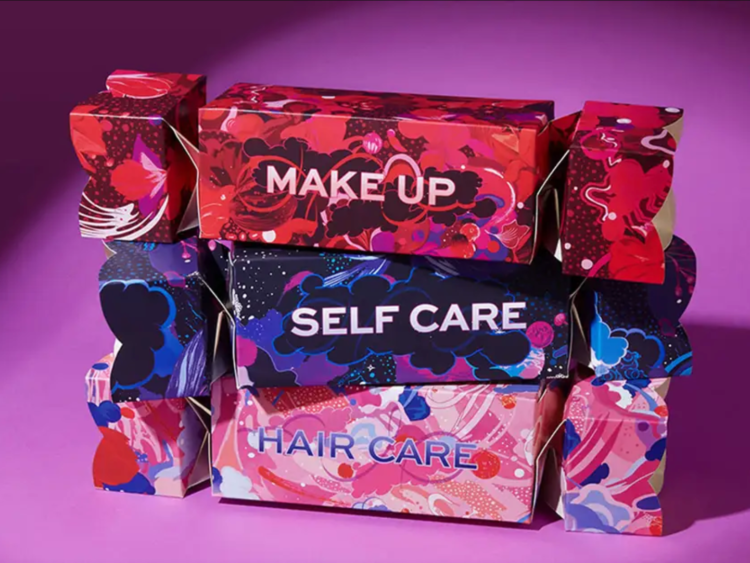 Cult Beauty Christmas Crackers