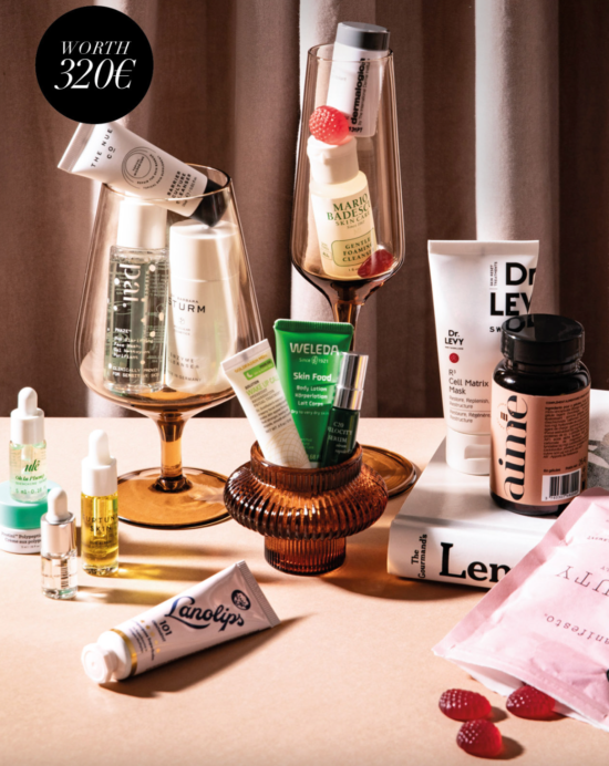 Niche Beauty Super Skincare Box