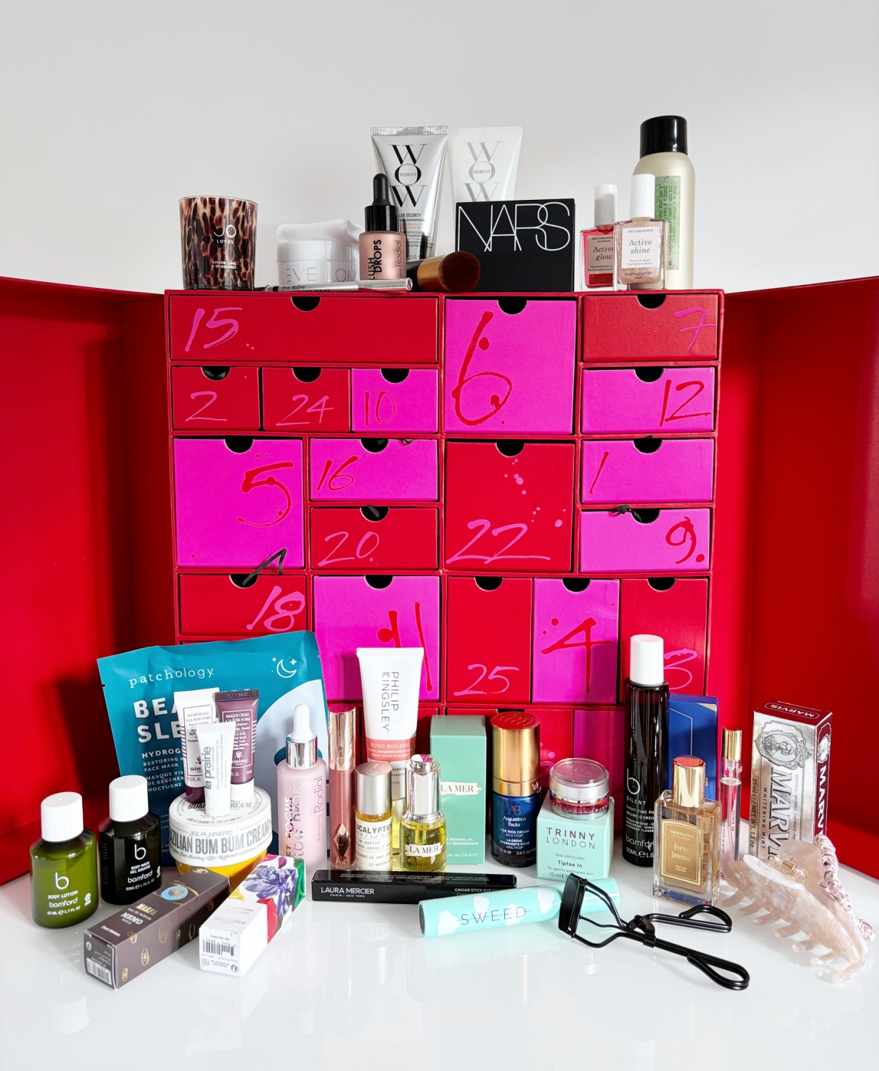 Harvey-Nichols-Advent-Calendar-Contents-2025