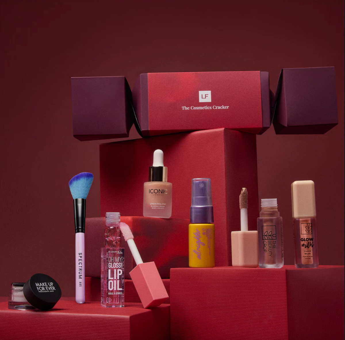 LOOKFANTASTIC-Cosmetics-Cracker-2025