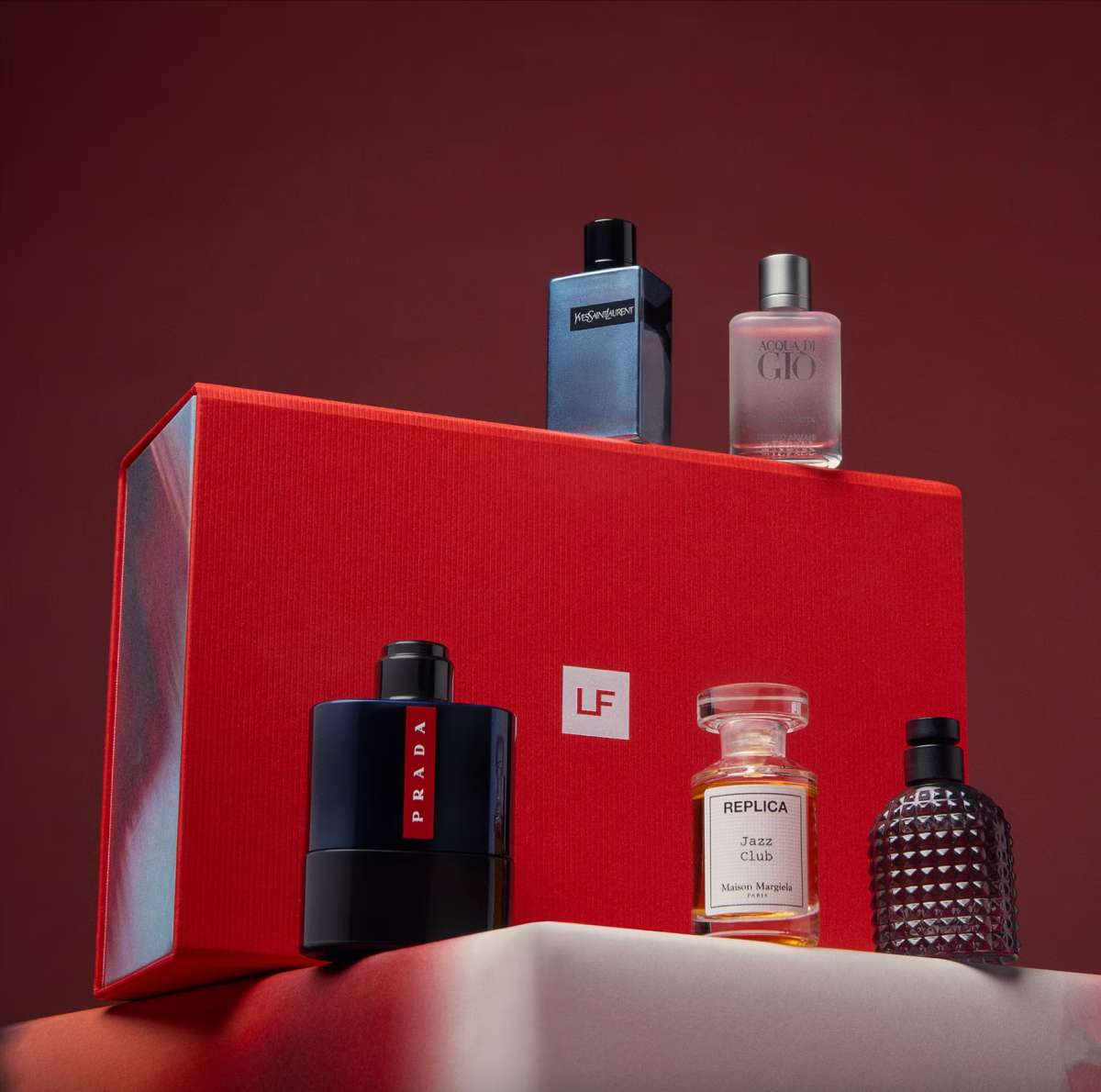 LOOKFANTASTIC-Fragrance-Discovery-Box-For-Him-Xmas-2025
