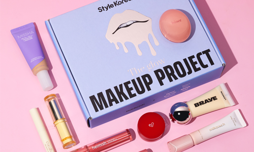 Stylekorean The Glow Makeup Box and contents