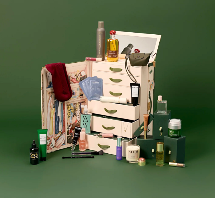 Vogue Festive Advent Calendar 2026 with contents